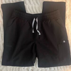 Figs scrub bottoms pants black L women’s